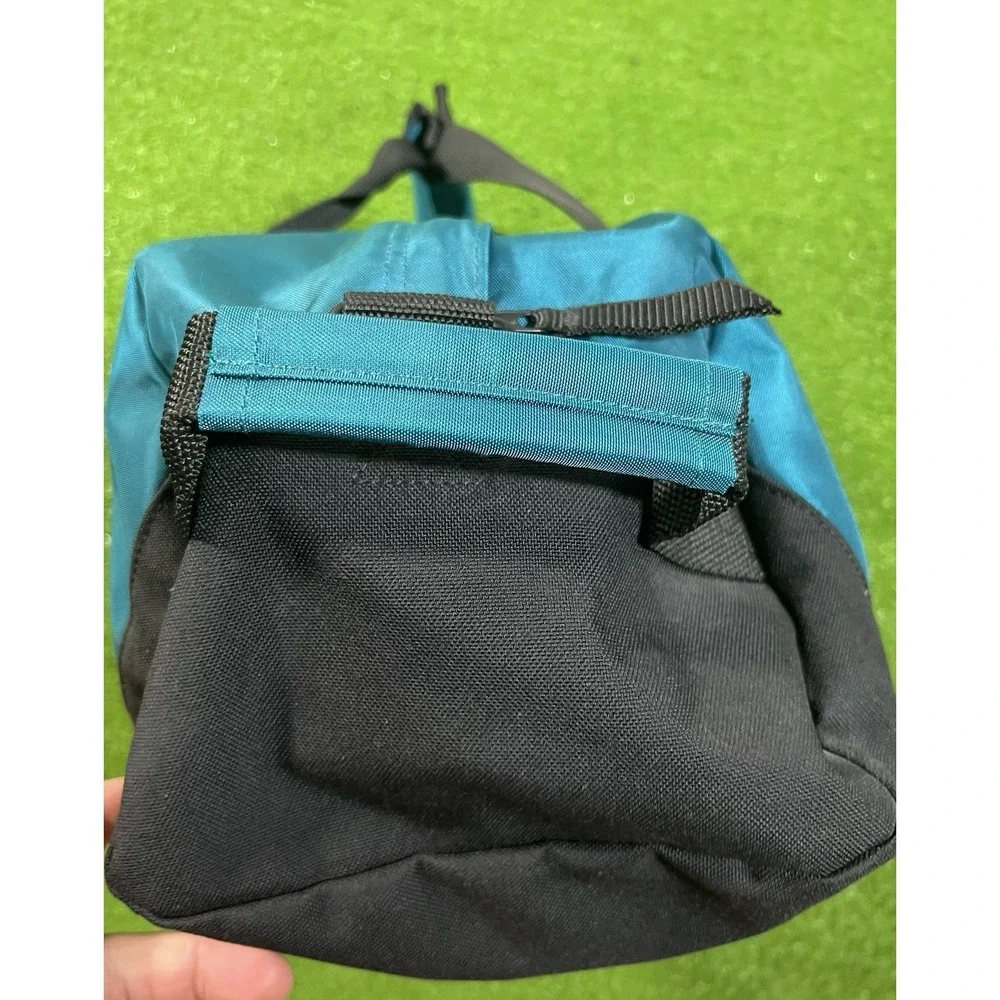 Vintage L.L. BEAN Duffle Bag Heavy Canvas Gym Bag Travel Carry On Weekender.